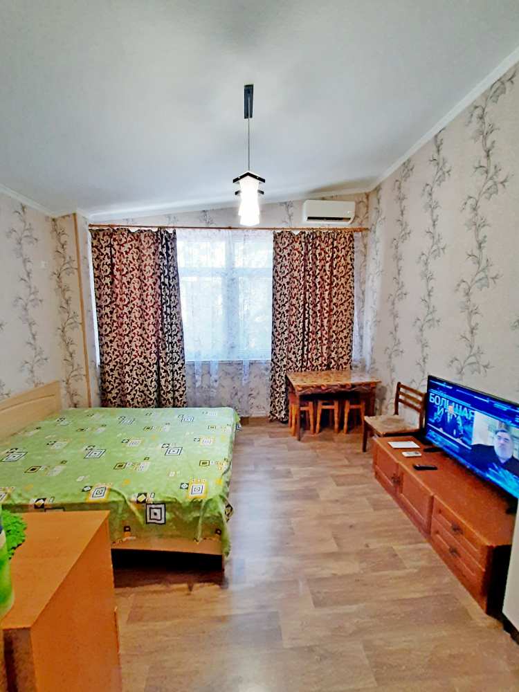 Сдаётся однокомнатная квартира со всеми удобствами, до моря 100 метров, Номер находится у центральной набережной г...