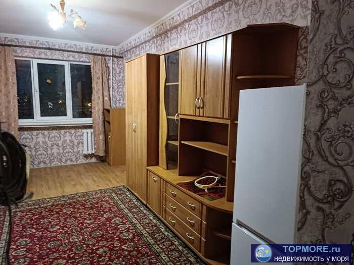 Сдается на длительный период комната в общежитии по ул. Николая Музыки. Кухня и санузел на 4 комнаты. В комнате... - 1