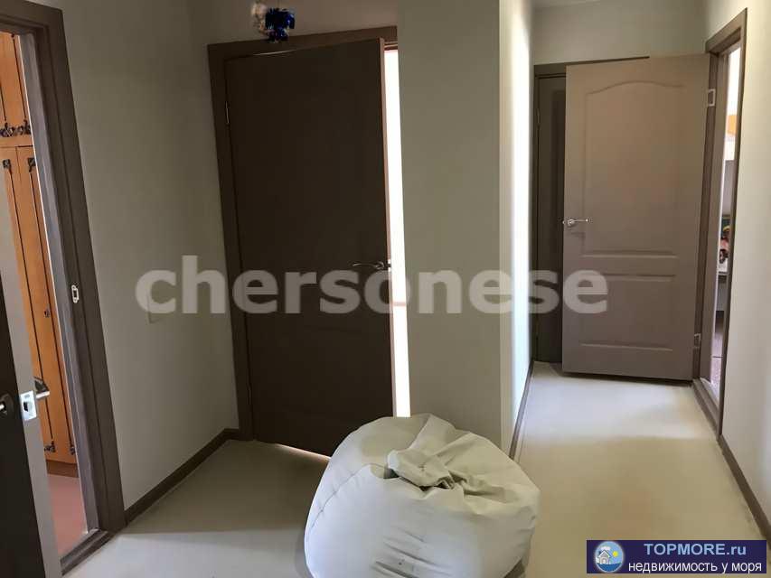 Лот № 74158  Уютная квартира на пятом этаже, над нами  техэтаж, можно сделать его жилым.  Просторная кухня.  Балкон... - 1