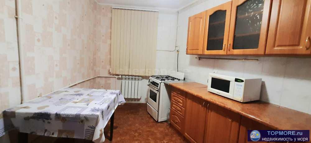 Лот № 74229 Сдается однокомнатная квартира на удобном первом этаже 40 кв.м. на ул. Героев Бреста, д. 31  До бухты... - 2