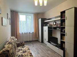 Продается двухкомнатная квартира в центре Севастополя на Генерала...