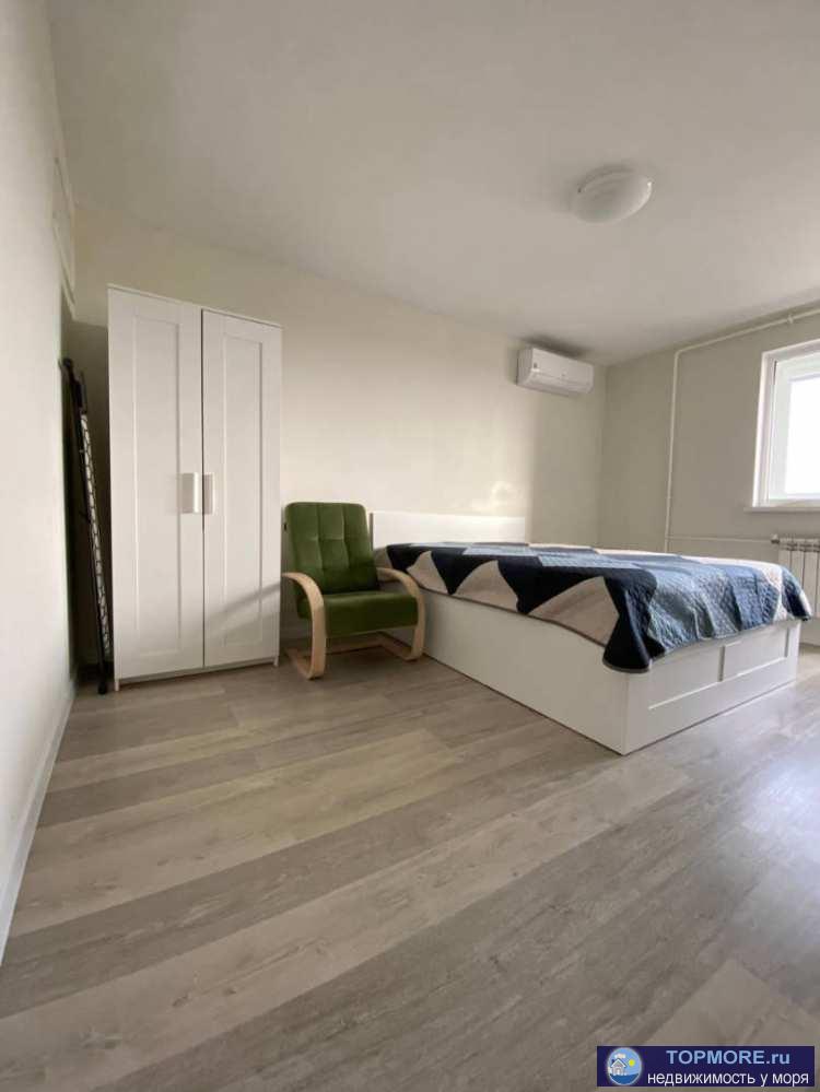 Лот № 178345. Продается квартира в жк Летняя Резиденция.  Квартира располагается на 12 этаже. По планировке это... - 2