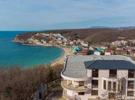 Лот № 176302. Уединенный жилой комплекс в приватном и живописном...