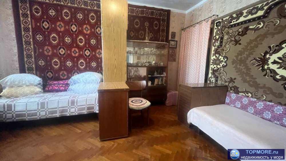 Лот № 176011. Продам уютную однокомнатную квартиру в историческом центре города. Без перепланировок, с жилой лоджией....