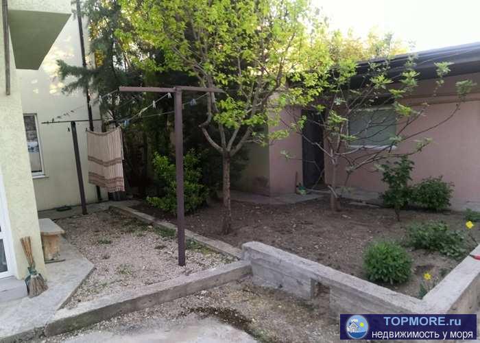 Сдаётся в Аренду Отличная Студия в частном доме. Район Николая Музыки. Спальное место - диван; холодильник; стол;...