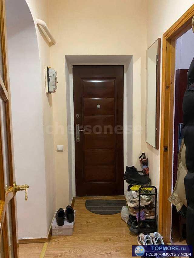 Лот № 74385  В продаже уютная двухкомнатная квартира в тихом центре, по ул.Очаковцев.   Дом построен из инкерманского... - 1