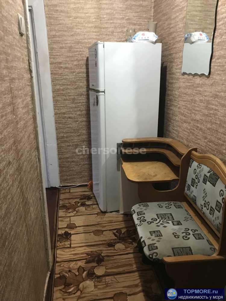 Сдается двухкомнатная квартира, желательно для семейной пары.. Расположена она в шаговой доступности от моря, что... - 2