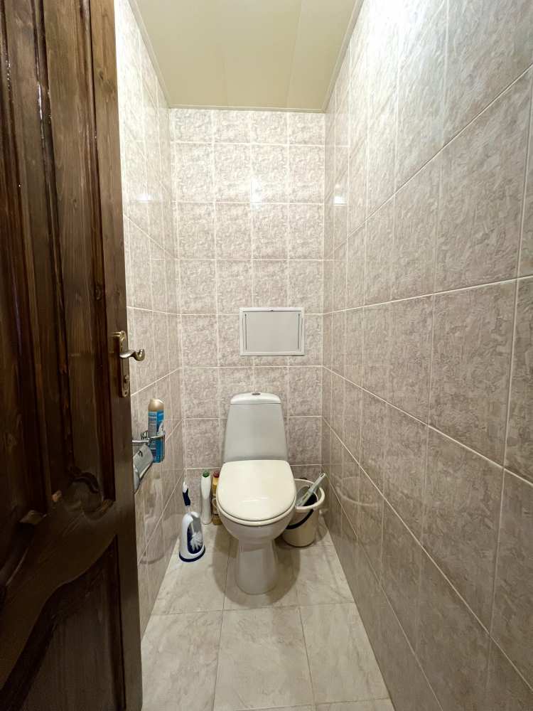 Продается трёхкомнатная квартира на улице Александра Косарева, 2, Гагаринский район, г. Севастополь. Общая площадь... - 15