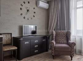 Лот № 74480

Сдаются крупногабаритные однокомнатные апартаменты 50...