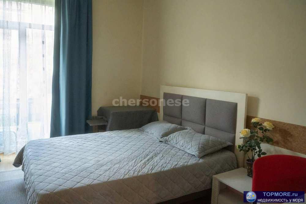 В продаже эксклюзивная трехкомнатная квартира в историческом центре города Севастополя на улице Ленина.  В квартире...