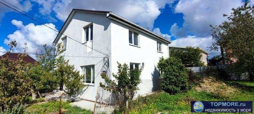 Дом введен в эксплуатацию.  Уютное, ровное  место с хорошим подъездом по асфальту от Камышового или Монастырского...