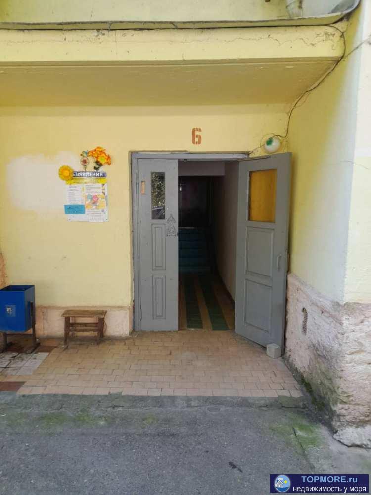 Лот № 182311. Продаётся двухкомнатная квартира в тихом спокойном районе.      Из окон открывается вид на зелёную зону... - 2