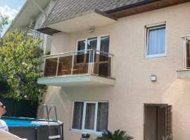 Лот № 181250. Пpодаётся капитальный дом гостевого типа.
Дом...