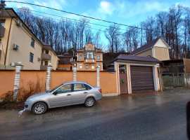 Лот № 170476. 
Продам новый коттедж в современном классическом...