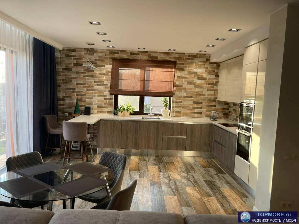 Лот № 164574. Продается дом с прямым видом на море в тихом элитном поселке горы Благодать! Вокруг только хорошие...