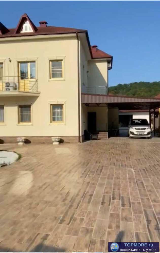 Лот № 153060. Красивый, уютный дом в тихом живописном месте на берегу озера в элитном коттеджном поселке Кон... - 1