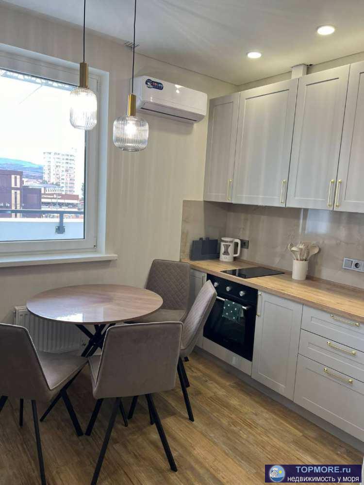 Лот № 183889.   Продается уютная квартира в сердце Сириуса!  Предлагаем вашему вниманию светлую и просторную... - 1