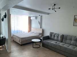 Лот № 182712. Квартира находится в центре города, рядом с морским...