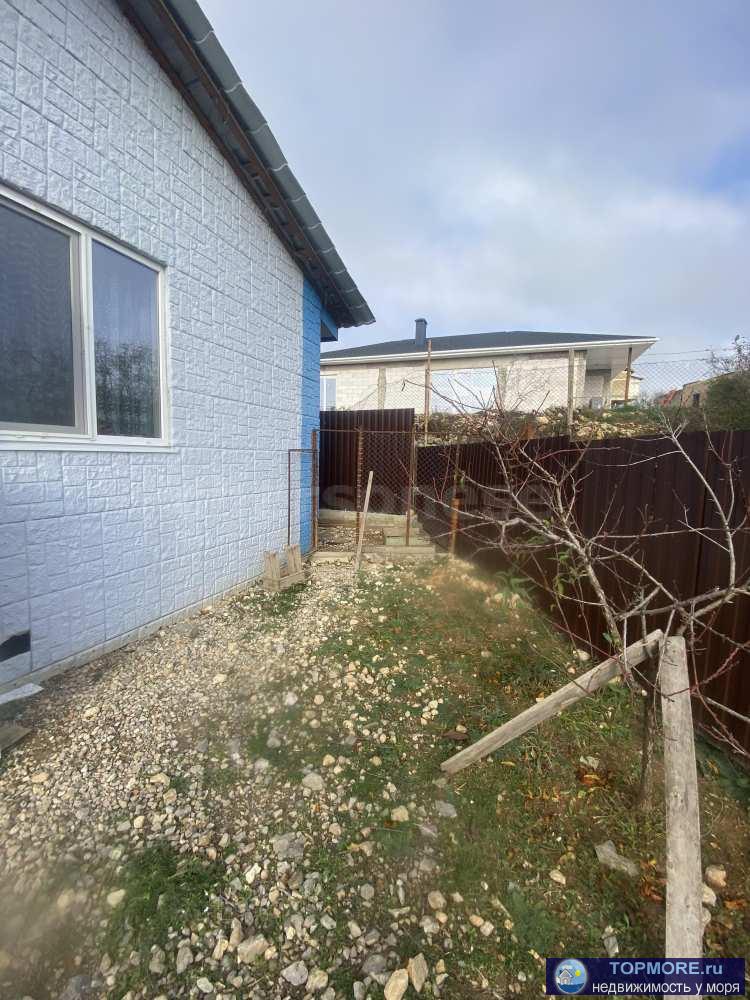 Продается дом в СНТ Подорожник  Общая площадь 64 м.2  2 спальни- 8 и12 м2, санузел совм- 6м2, гостиная- 32м2,... - 2