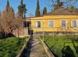 Продается дом 75 кв.м. в начале п. Сахарная Головка на ул....