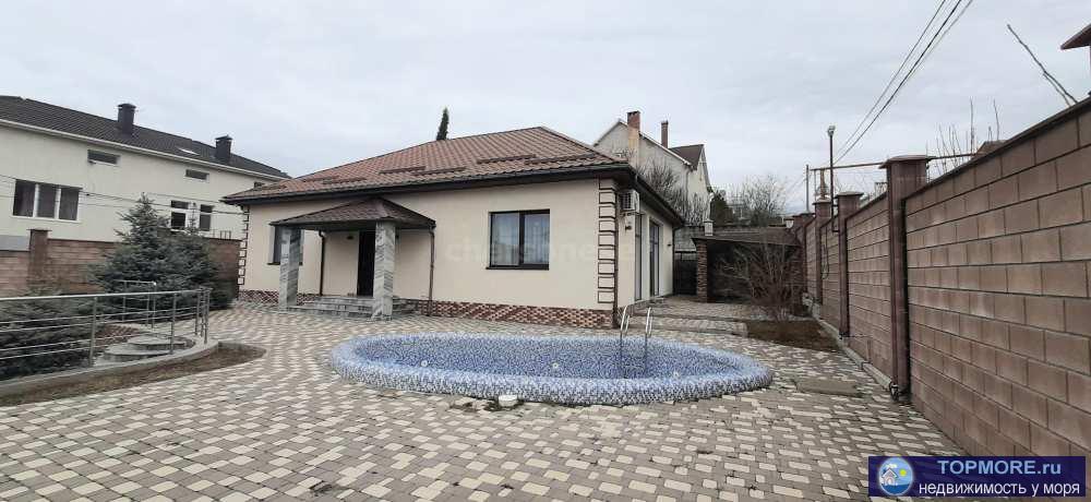 Без комиссии для покупателя!  В черте города, 7 километр, до центра 10 минут езды  Одноэтажный дом, в котором есть... - 2