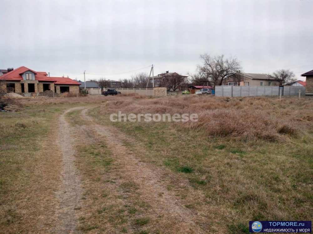 В продаже земельный участок 15 соток ИЖС.  Участок ровный, угловой, Есть возможность поделить и продать.... - 1