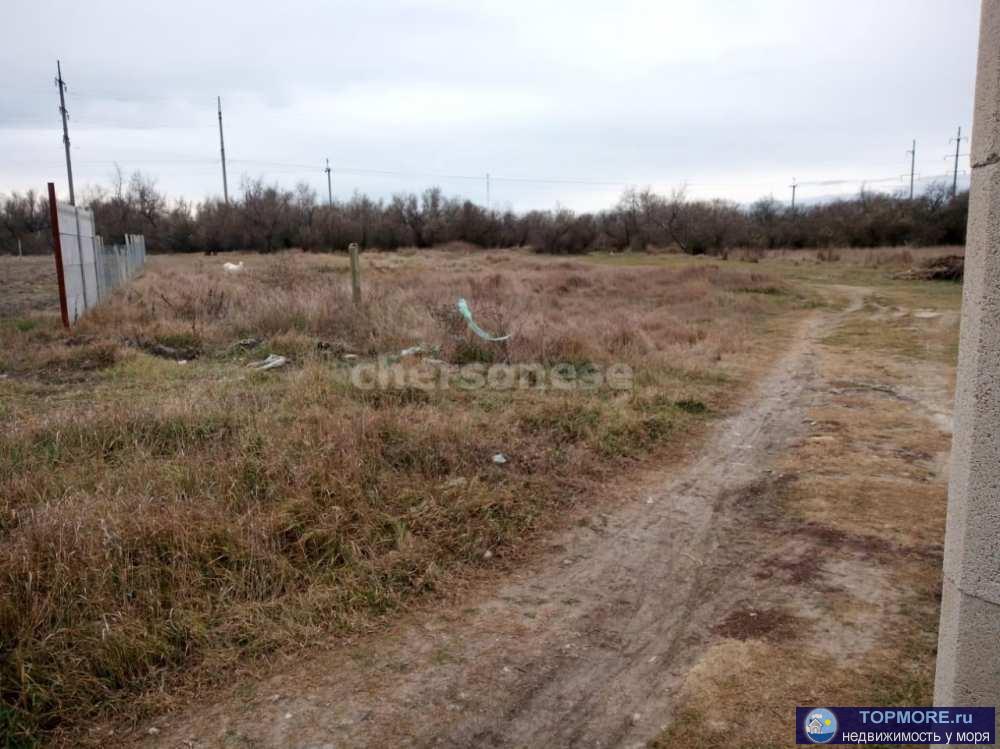 В продаже земельный участок 15 соток ИЖС.  Участок ровный, угловой, Есть возможность поделить и продать.... - 2