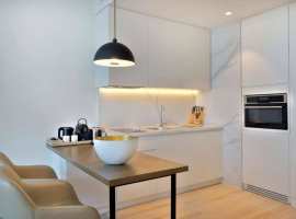 Лот № 185348. Продаю комфортную квартиру с панорамным видом в жилом...