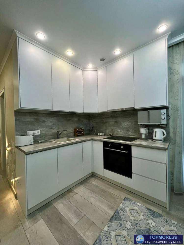 Лот № 184150.   Продается уютная двухкомнатная квартира с просторной террасой и двумя парковочными местами.  Площадь... - 1