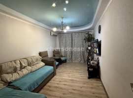  Отличная двухкомнатная комнатная брежневка в отличном районе...