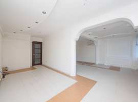 Лот № 186771. По факту второй этаж,первый коммерция.Площадь...