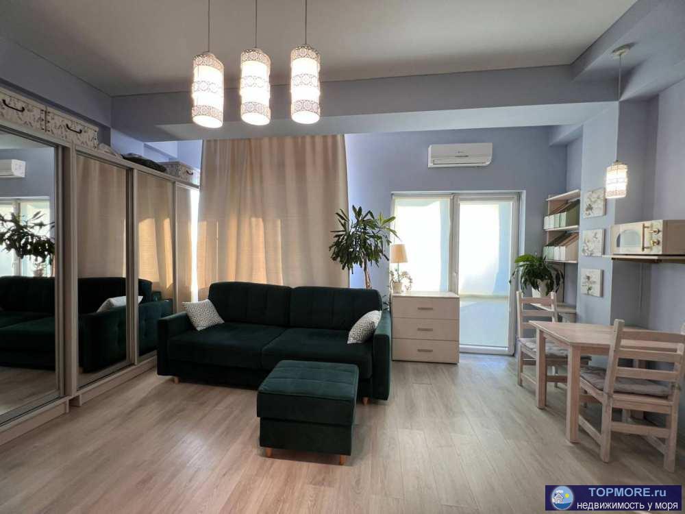 Лот № 186953. Квартира с отличным ремонтом на Голубых Далях .Спальное место на мансарде ,в квартире все...