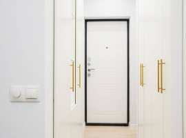 Лот № 186910. Комплекс расположен на первой береговой линии на...