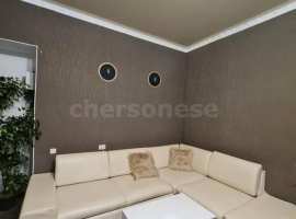  Крупногабapитнaя однокомнатная квартира 78 м2 с oтдельным вxодом,...