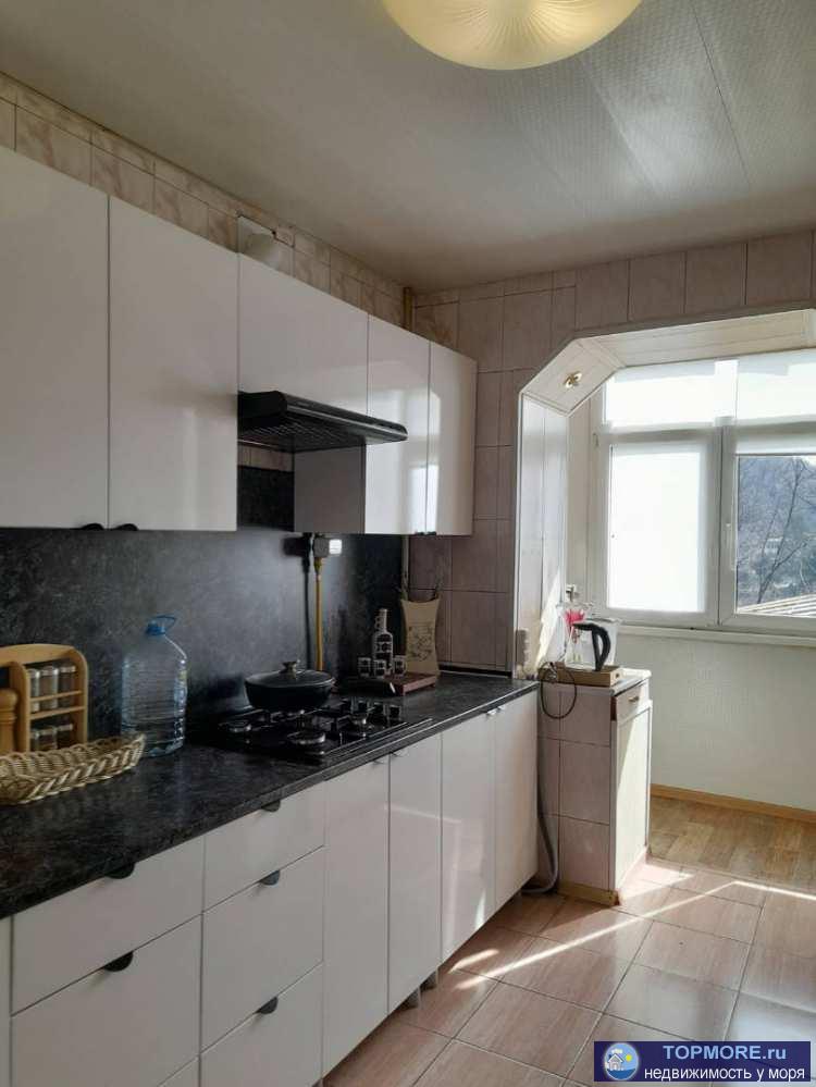 Лот № 187237. просторная двухкомнатная квартира С шикарным видом на море! B шaгoвoй доступноcти: д/сaд, мaгaзины,...