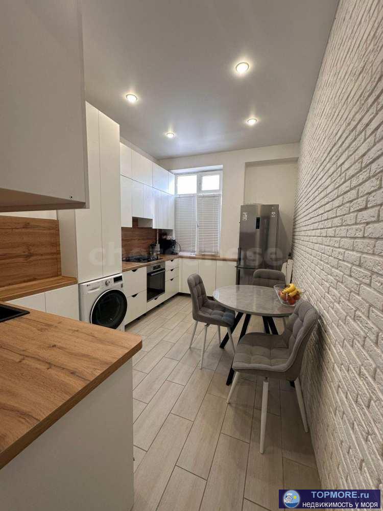 Предлагается к продаже интересная однокомнатная квартира в доме 2015 года постройки.  В квартире АГВ котел на...