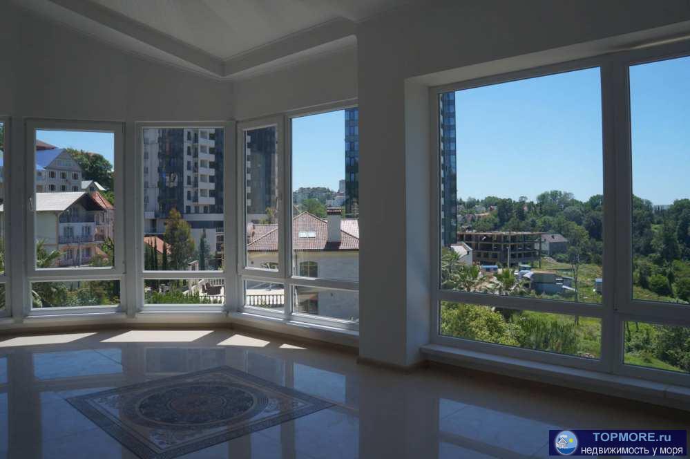 Лот № 187185. Двухуровневая квартира. 400м до моря. 