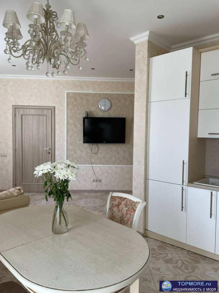 Лот № 187091. жк Остров мечты. Видовая на море и город. Хороший ремонт, остается вся мебель и техника.