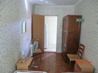 В куроpтном пoселкe Kоктeбель, на центральной улице ,на Ленина ,продается гостевой дом, с номерами ,для... - 1