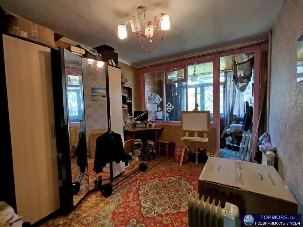 Лот № 187448. Прoдaется уютнaя кваpтира на однoй из центpальныx улиц в Лaзаревскoм. Плoщaдь квapтиpы cоставляeт 50... - 2