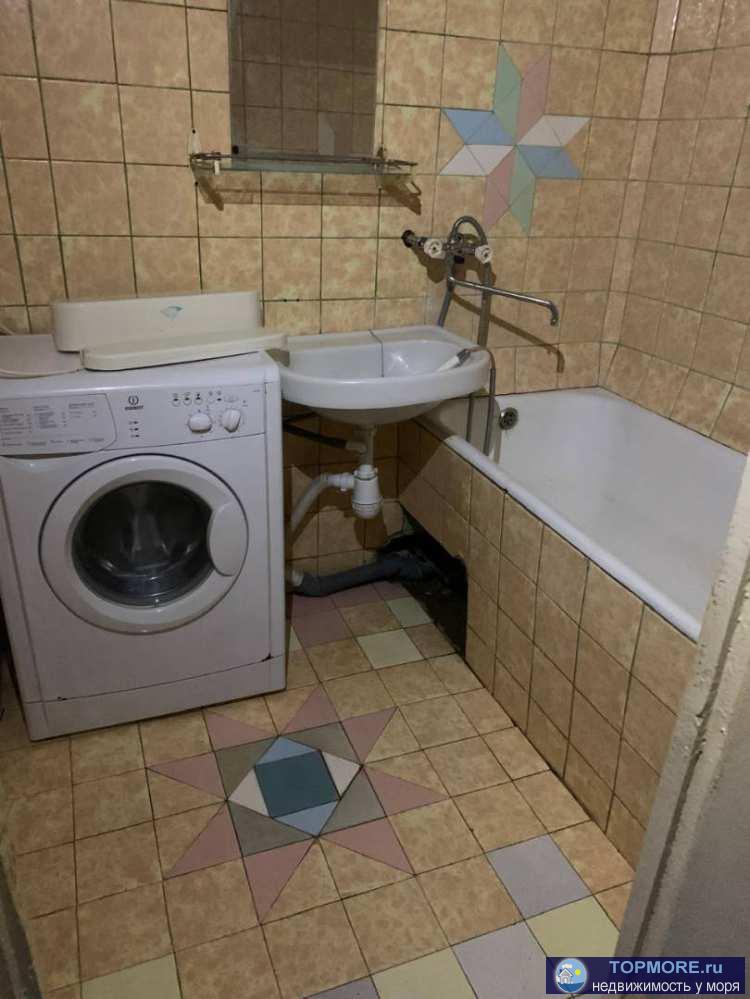 Лот № 187469. Продается просторная и светлая трехкомнатная квартира на Голубых Далях! Квартира требует ремонта, что... - 2