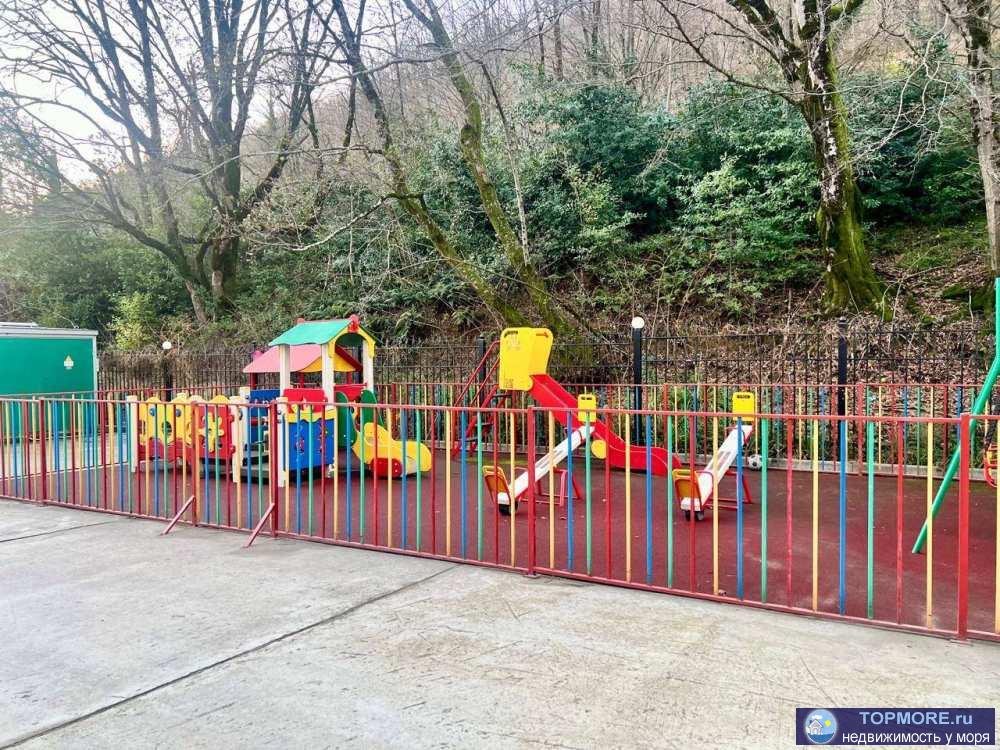 Лот № 187561. Квартира с новым ремонтом, мебелью и техникой. Комплекс с закрытой территорией, бассейном, детской,... - 1