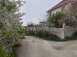 В продаже видовой земельный участок 4,3 сотки на улице 5-я...