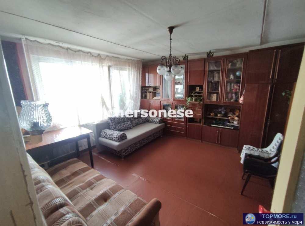 Лот № 75224  Сдается просторная светлая комната на ул. Бориса Михайлова, д. 7 рядом с ТЦ Апельсин.  Рядом остановка,...