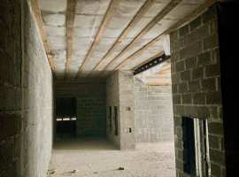 Лот № 186976. Представьте себе жизнь в просторном, светлом доме,...