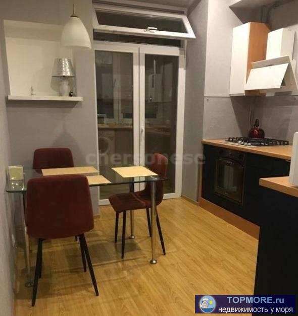 Лот № 75251  Сдается длительно отличная трехкомнатная квартира.  Исторический центр города. Район площади Ушакова... - 2