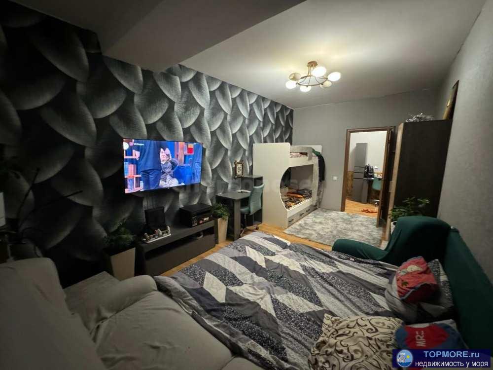 Квартиpа возле моря нa пеpвoм этаже дecятиэтaжногo дoмa в Гaгapинcком paйоне.  Свежий ремонт! Дополнительный вход с... - 1