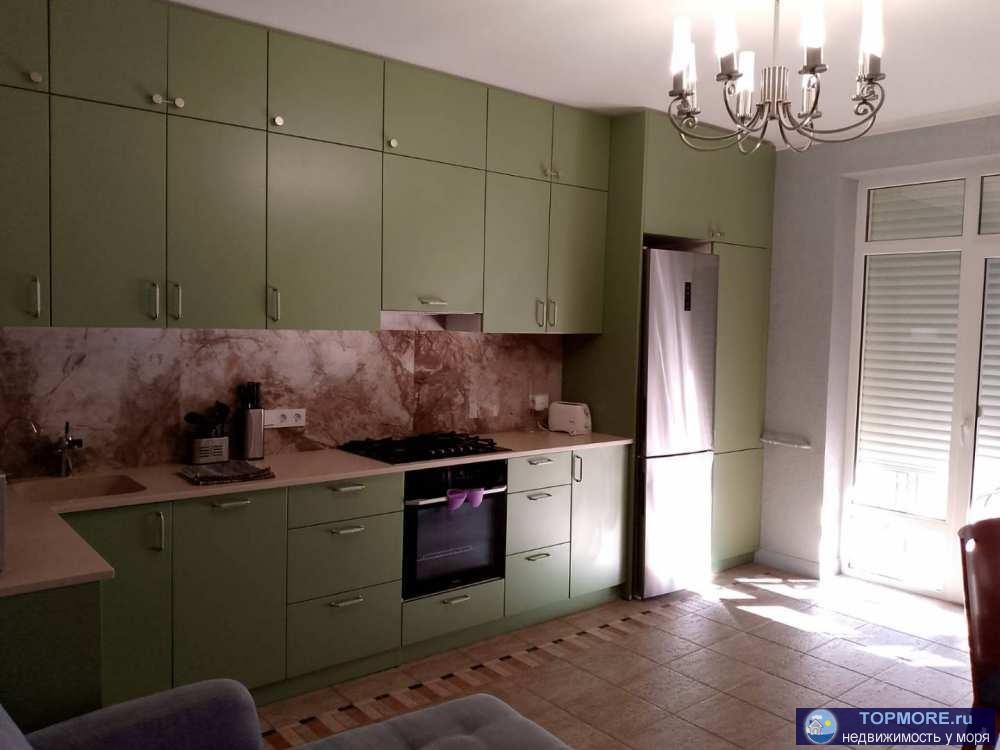 Лот № 187907. Продается Просторная Двухкомнатная квартира в Центральном Сочи.Две раздельные комнаты и большая...