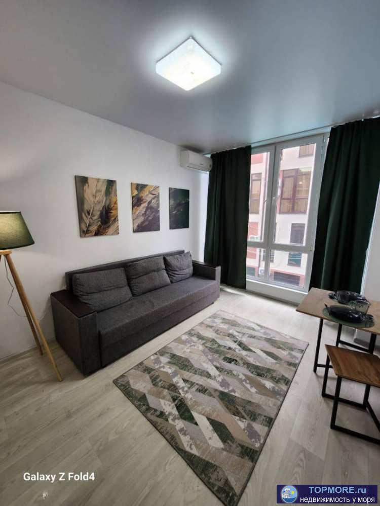 Лот № 187552. Продается уютная новая студия в отличной курортной локации, на первой береговой Адлера. До моря 300...