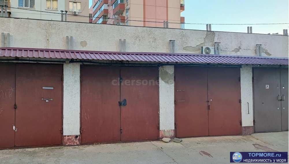 Продается капитальный гараж.  Собственность. Выписка ЕГРН.  Свет.  Без ямы.  Вентиляция.  Шикарное месторасположение... - 1